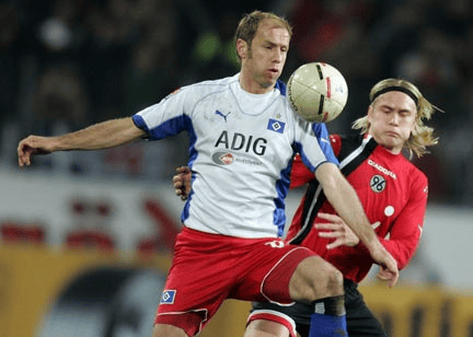 打击违法行 打击违法行