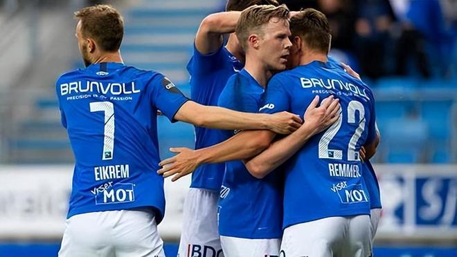 用实际行动 用实际行动