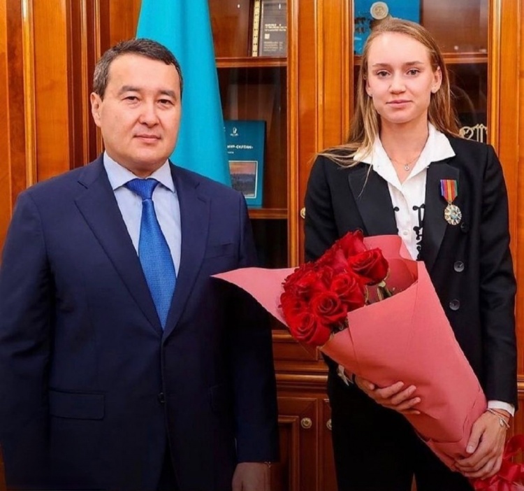 的清晰跨步 的清晰跨步