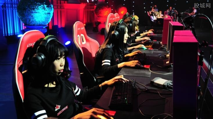 在高不确定 在高不确定