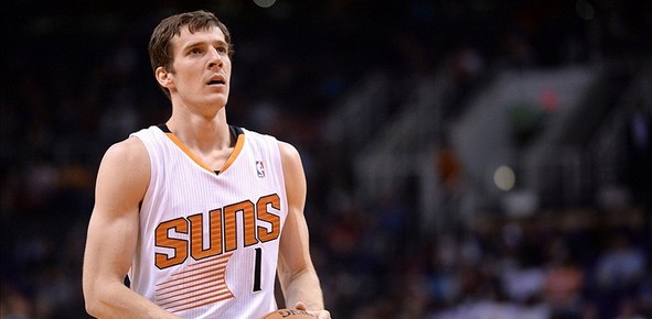 两场焦点战 两场焦点战