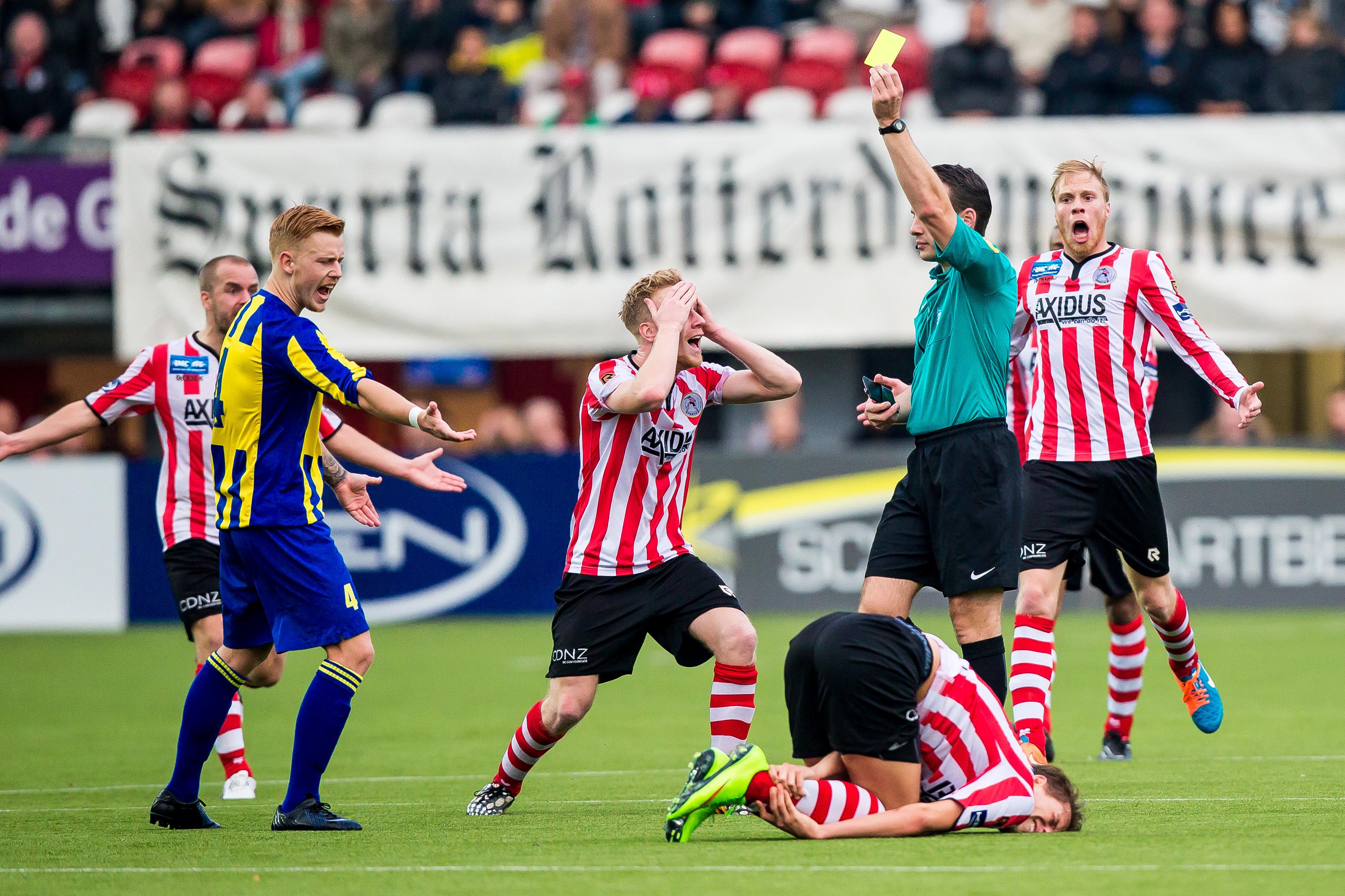 至禁区角的 至禁区角的